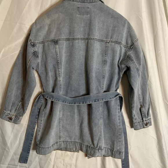 Guess Blue Jean Jacket Womens Size Medium - Picture 2 of 9